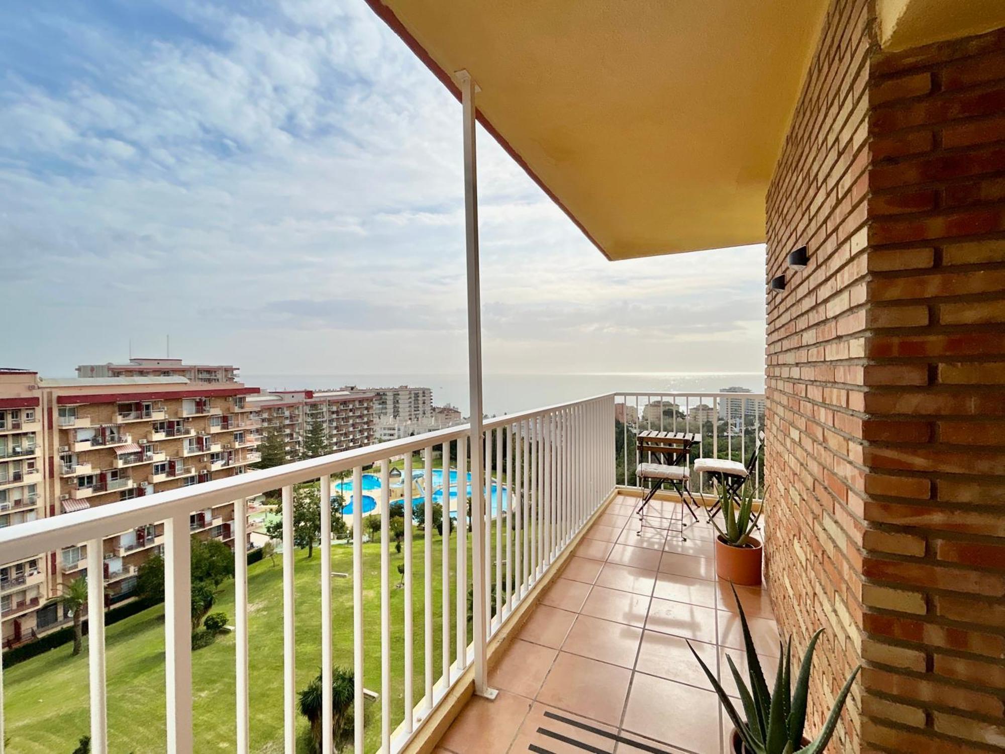 Acogedor Apartamento En Benalmadena Vistas Ngoại thất bức ảnh